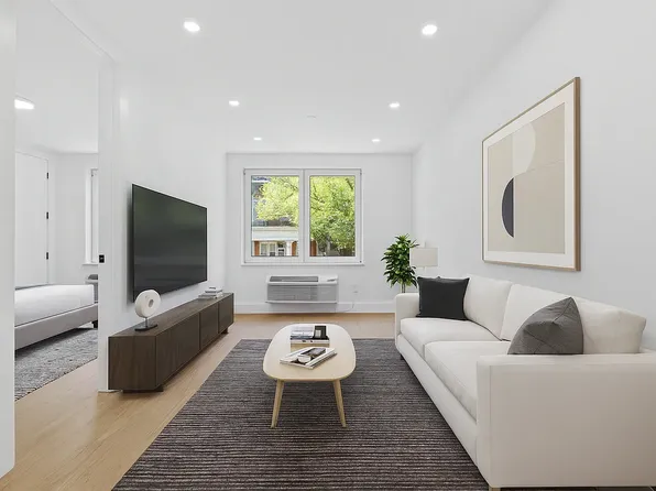 173 Rochester Avenue image 2 of 12