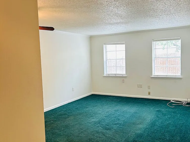 4735 Government St #102 — Photo 4