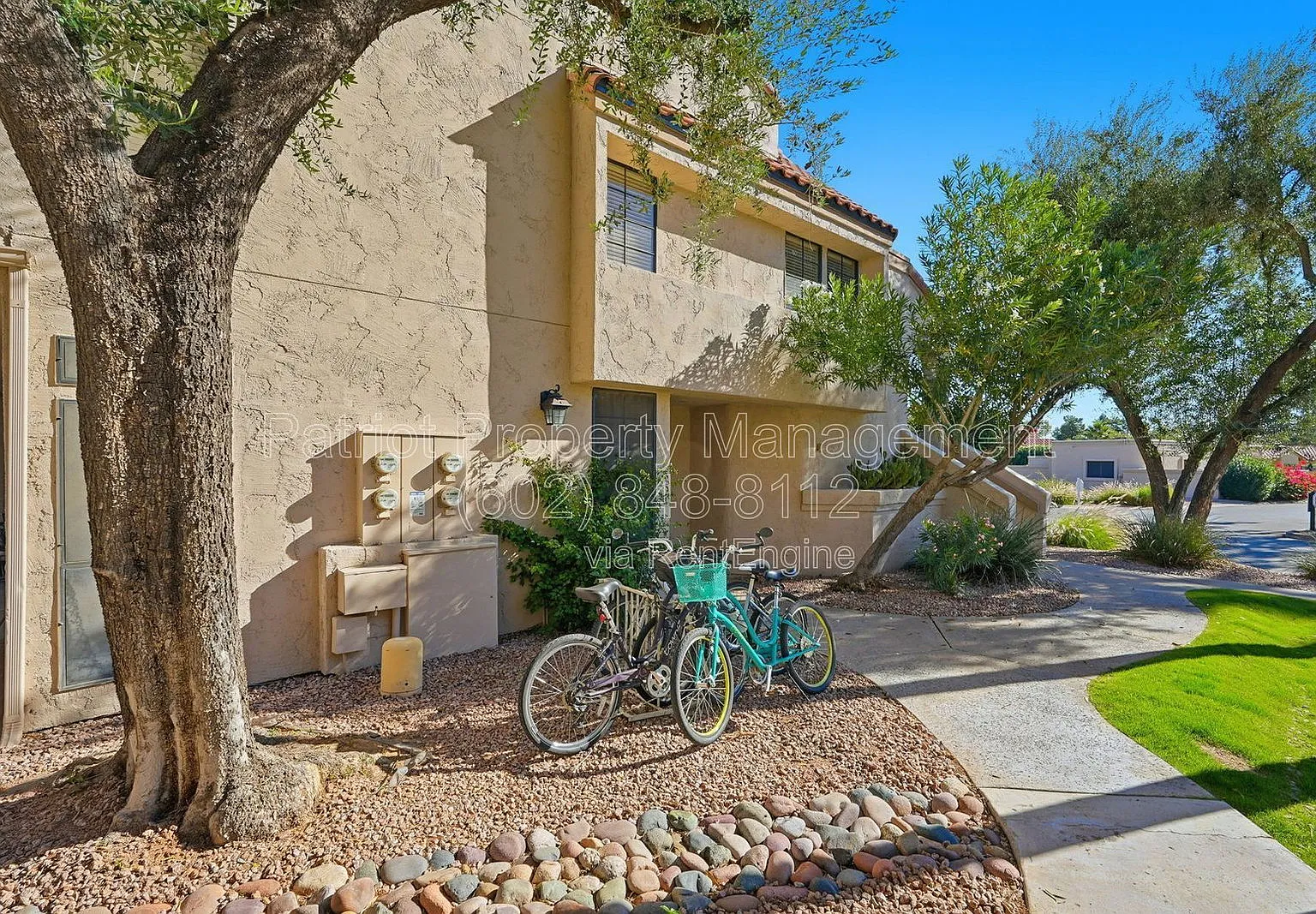 2 bed, 2.0 bath, 1122 sqft, $2,500 — Photo 3