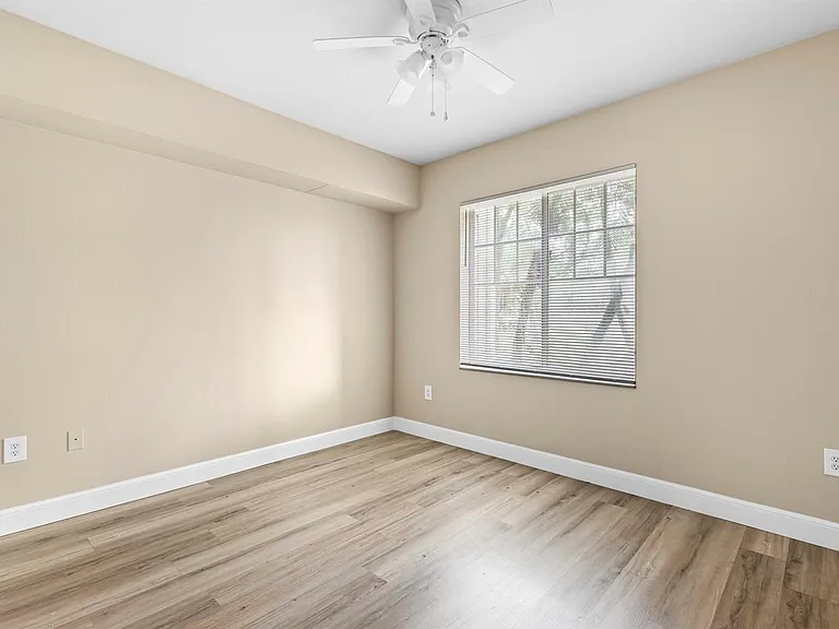 6450 Emerald Dunes Dr #103 — Photo 17