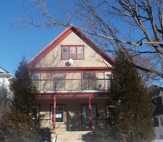 1st image of 330 Saint Clair Ave