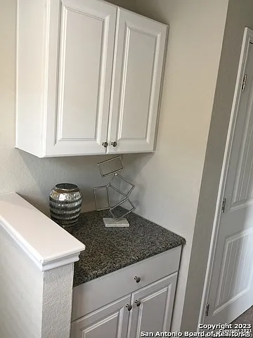 10523 Legacy Cv — Photo 13
