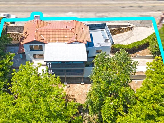 3rd image of 1359 River Rd