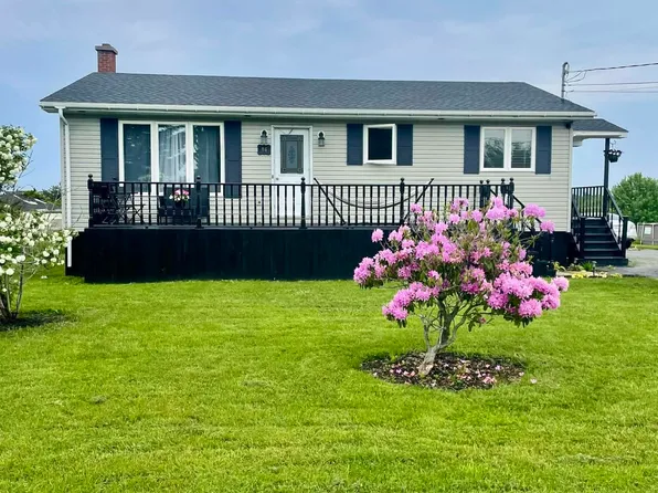 46 Rateau St, Cape Breton, NS B1V 1X5