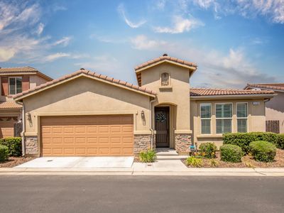 3260 Alps Ln, Clovis, CA, 93619