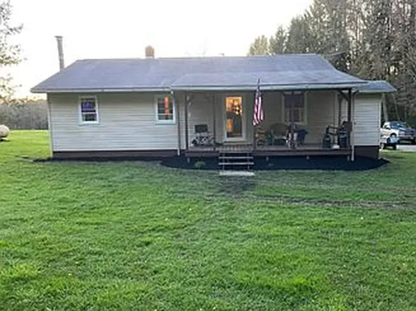 124 Thompson Rd, Mercer, PA 16137