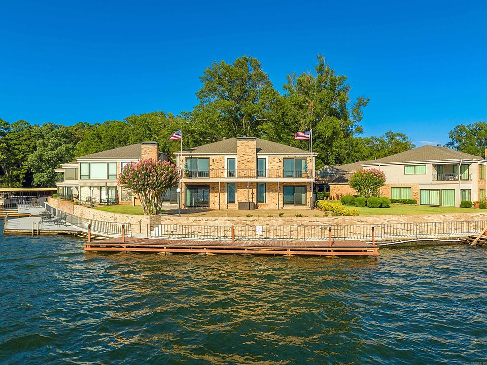 1st image of 1201 Lakeshore Dr APT 20