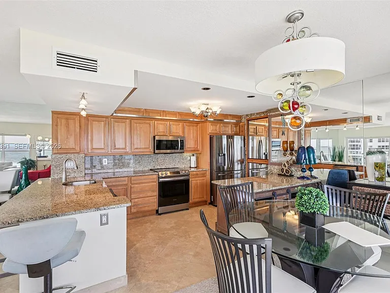3550 Galt Ocean Dr #501 — Photo 22