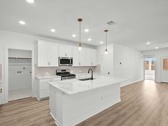 The Carolwood - Kitchen