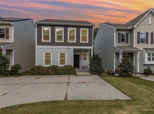 420 Cherry St, Fuquay Varina, NC 27526