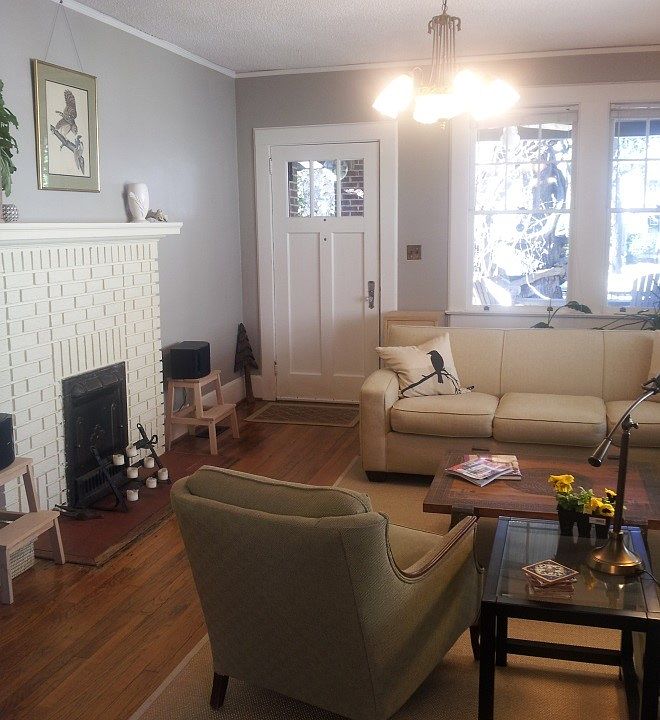 Livingroom with fireplace