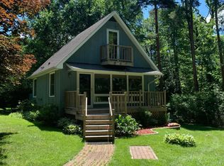 10818 Silver Lake Rd, South Lyon, MI 48178