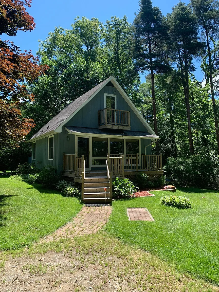 10818 Silver Lake Rd photo 1