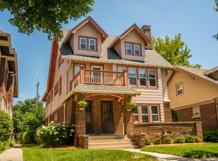 3920 N Maryland Ave #3922, Milwaukee, WI 53211