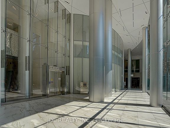 4th image of 14 York St Unit 2012