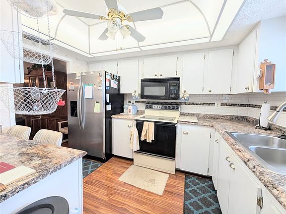 3rd image of 3624 LAKE BAYSHORE DRIVE #K-303