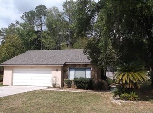 2 Bumelia Ct, Homosassa, FL 34446