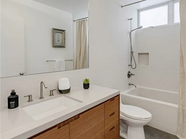 27 Driftwood St — Photo 45