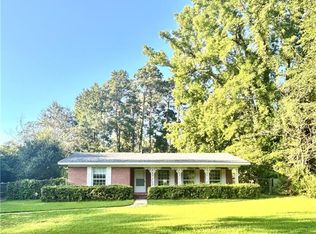 136 Pearce Rd, Pineville, LA 71360