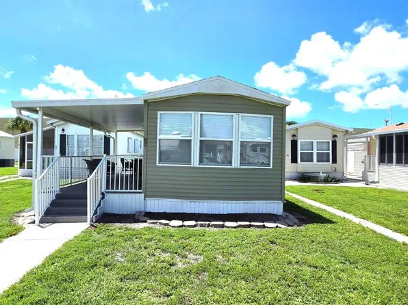 82 Skipjack Dr, Sarasota, FL 34233