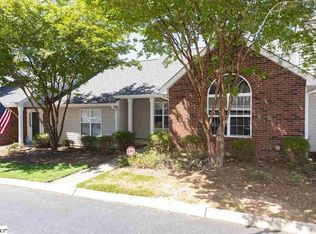 16 Enoree View Dr, Greer, SC 29650