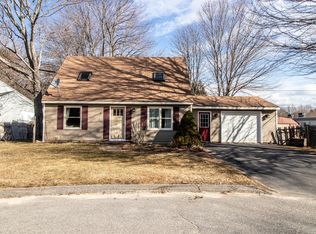 3 Fieldcrest Dr, Saco, ME 04072