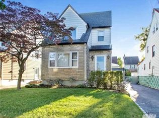 6 Elgin Rd, Valley Stream, NY 11581