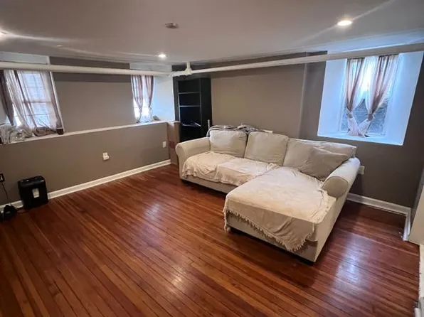 11 Leonard St, Beacon, NY