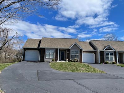 8600 S Bend Dr, Roanoke, VA, 24019