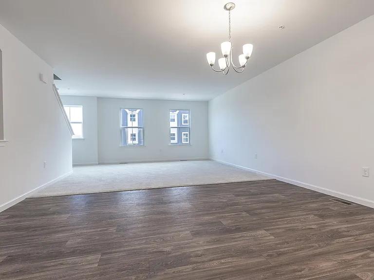 16 Meredith Way — Photo 19