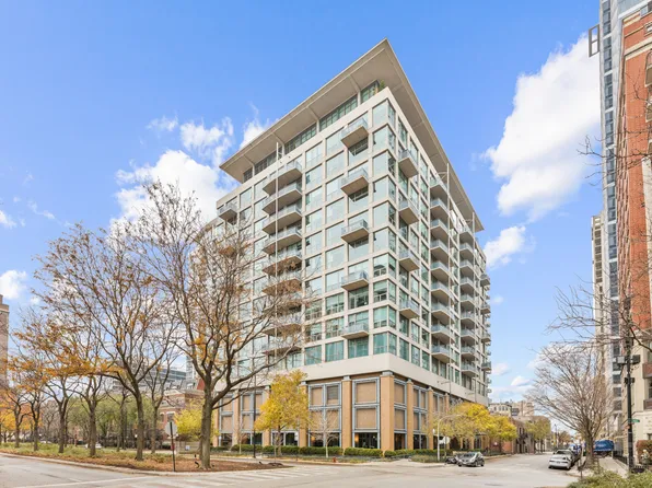 125 E 13th St Unit 1002, Chicago, IL 60605