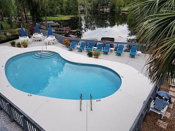 4th image of 20820 River Dr APT B21