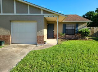 1228 Gina Ct, Apopka, FL 32703