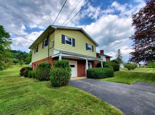 12790 S Eagle Valley Rd, Tyrone, PA 16686