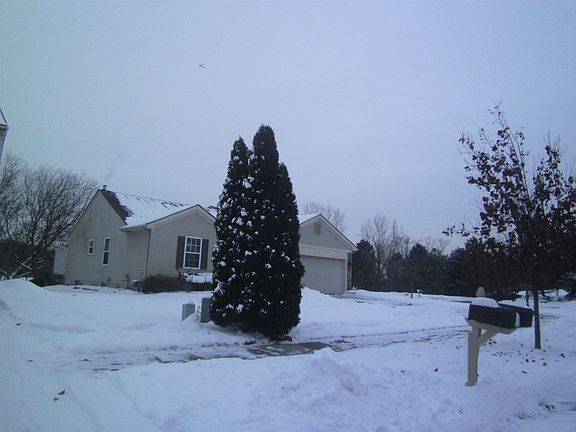 2nd image of 5771 Lockwood Dr