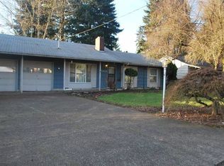 5828 SW Kennycroft Way, Lake Oswego, OR 97035