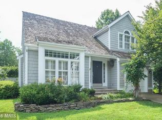 11607 Springhouse Pl, Reston, VA 20194