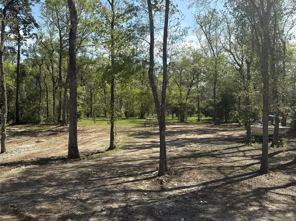 22017 Pinebrook Dr, New Caney, TX 77357