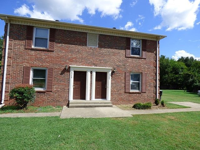 1st image of 2566 Oak Hill Dr