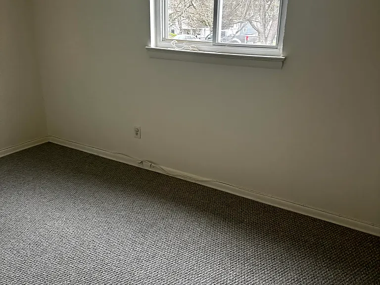 4010 Hampden St #204 — Photo 8