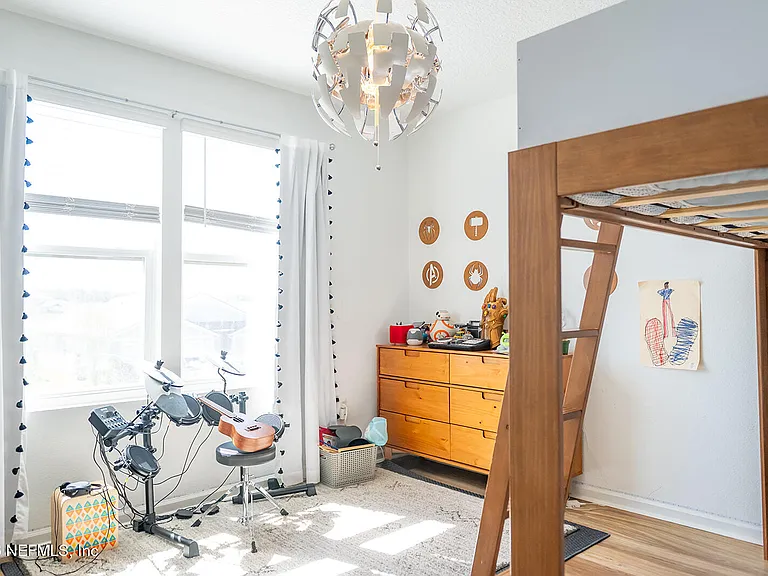 271 Jarama Cir — Photo 34