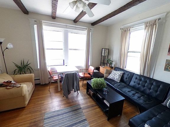 2nd image of 503 Park Dr APT 4