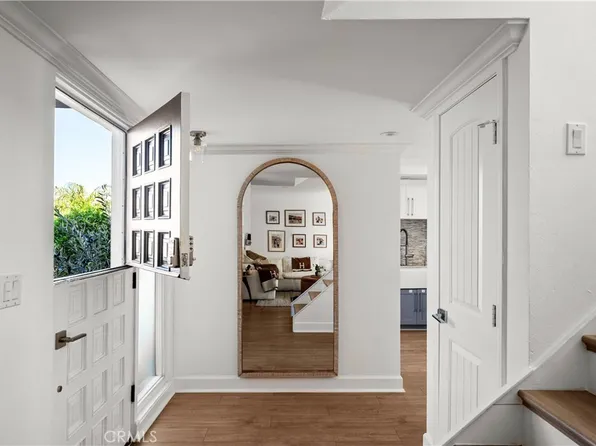 368 Genoa Ln, Costa Mesa, CA 92627