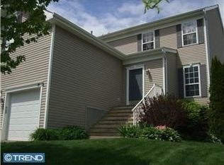 29 Coventry Ter, Columbus, NJ 08022