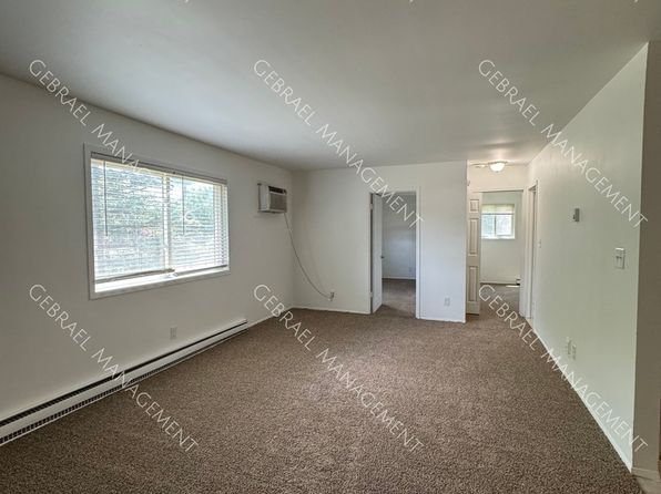 815 E Maple St #21E91F253