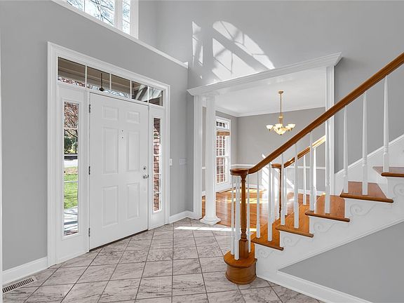 4th image of 204 Red Maple Way