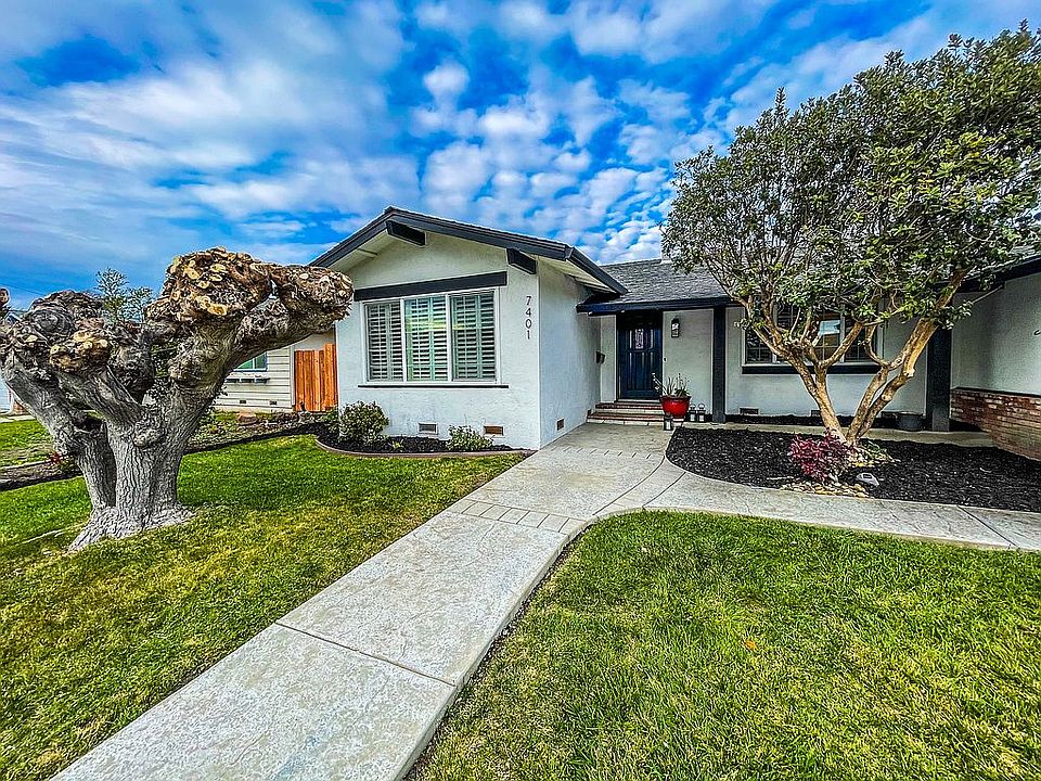 1st image of 7401 Brookdale Ct