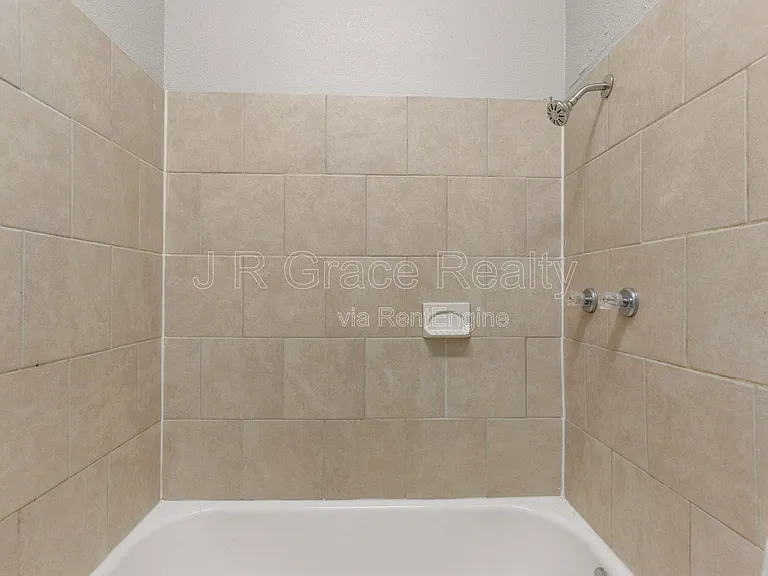 2805 Bellmead Dr — Photo 9