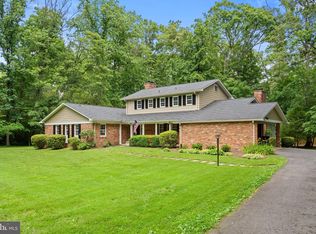 5113 Philip Rd, Annandale, VA 22003