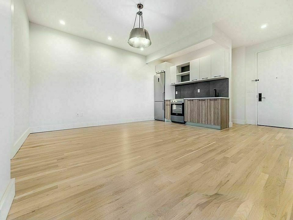 1st image of 111 Troutman St #3